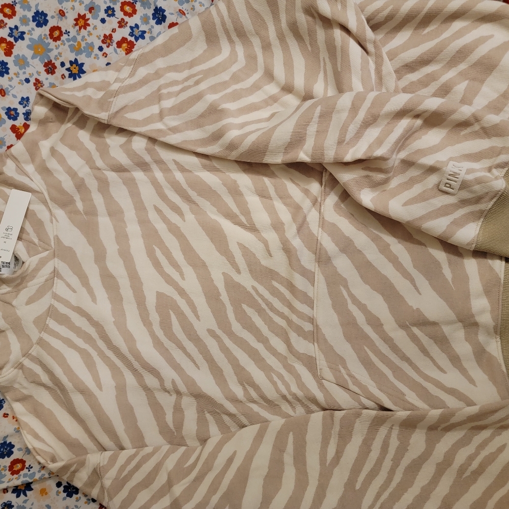 Pink by Victoria Secrets Women zebra print sweater